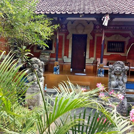 Suandi House Ubud Exterior foto