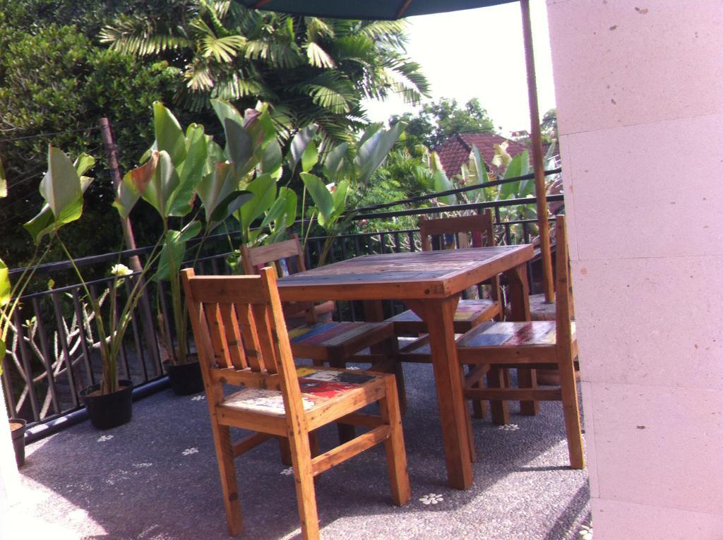 Suandi House Ubud Quarto foto