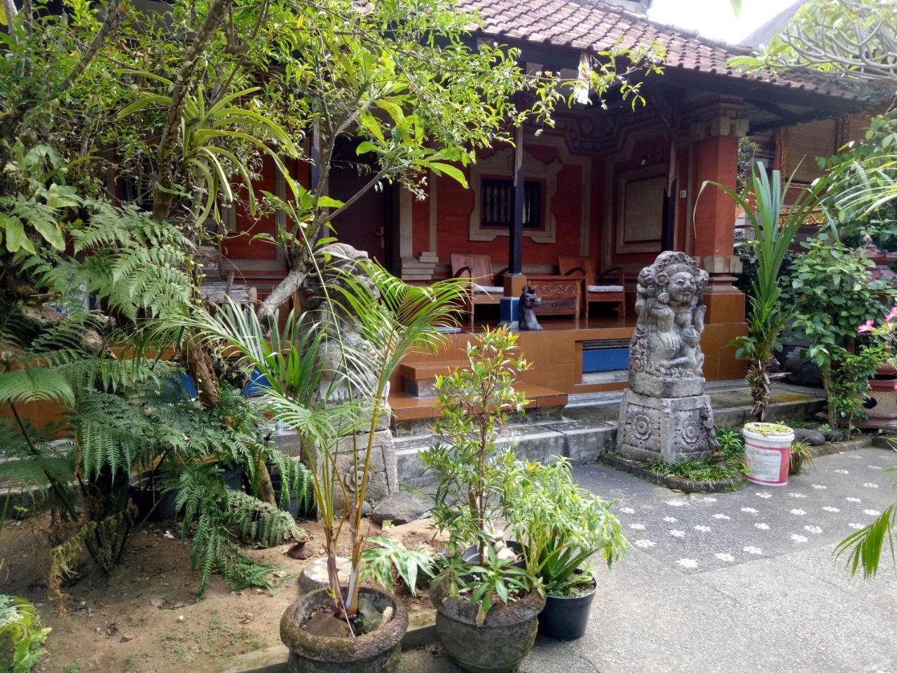 Suandi House Ubud Exterior foto